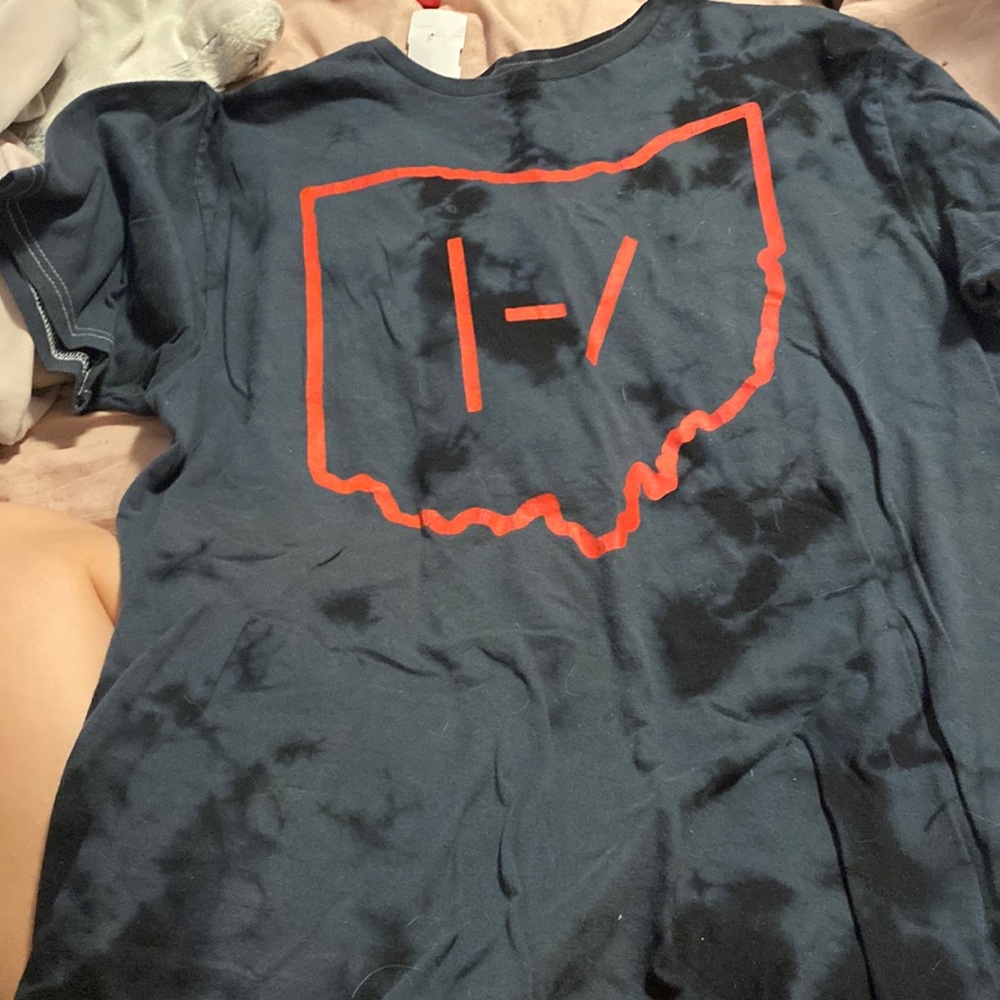 concert tshirt